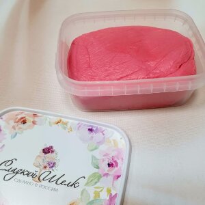 Мастика ярко-розовая для торта упаковка 2 кг Мастика ярко-розовая для торта упаковка 2 кг